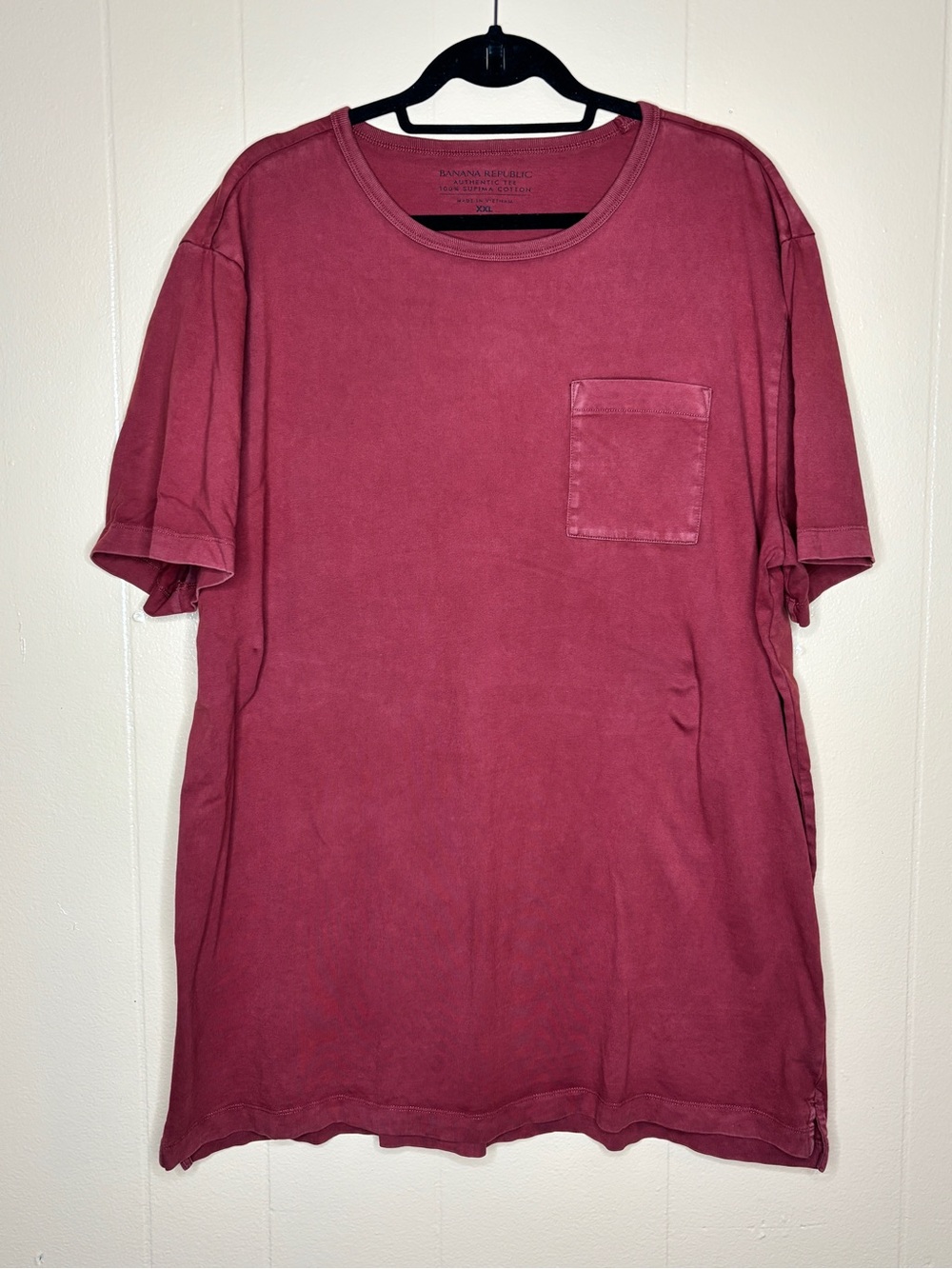 Banana Republic Men’s Short Sleeve Pocket Tee — Wine Red